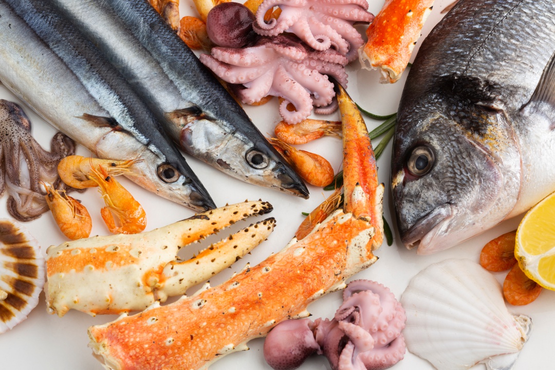 Rybí olej je důležitý zdroj vitamínů pro děti i dospělé. Lze ho čerpat z ryb či doplňků stravy - obrázek 01